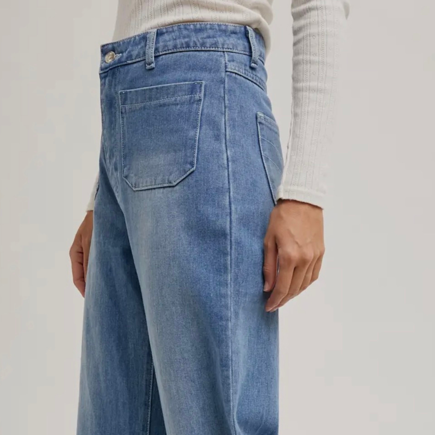 Front Pocket High Rise Jean