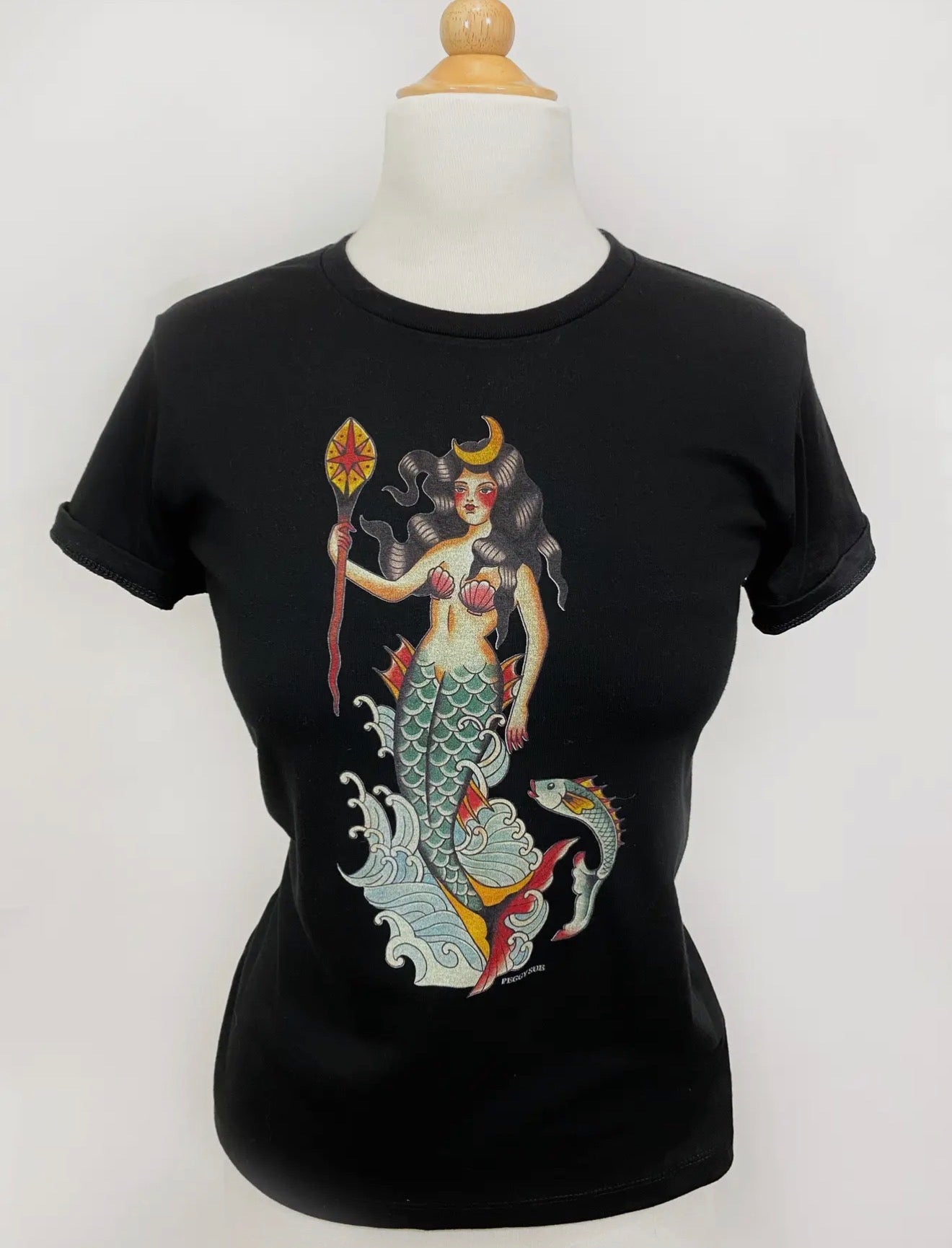 Queen of the Seven Seas Tee
